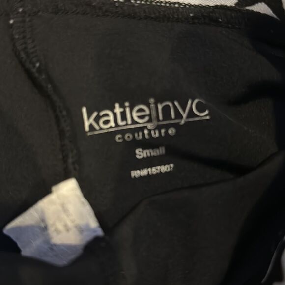 Katie J NYC Girls Black Leggings with Star Waistband - Picture 4 of 6